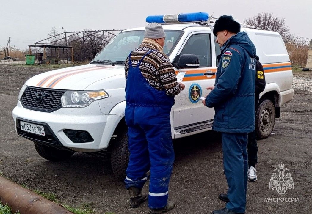 Инспекторы Центра ГИМС МЧС России по Херсонской области патрулируют акватории и напоминают о правилах безопасности на воде Инспекторы Центра ГИМС МЧС России по Херсонской области патрулируют акватории и напоминают о правилах безопасности на воде