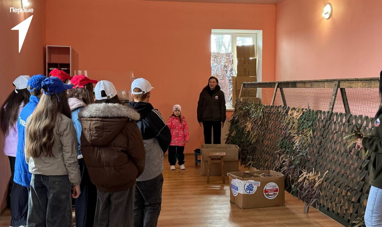 Первые Ровненской школы научились плести маскировочные сети Первые Ровненской школы научились плести маскировочные сети