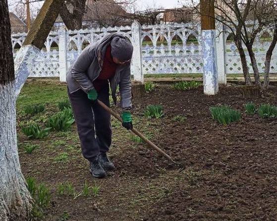 Весна — горячая пора для работников МБУ «Ремонтник»! Весна — горячая пора для работников МБУ «Ремонтник»!