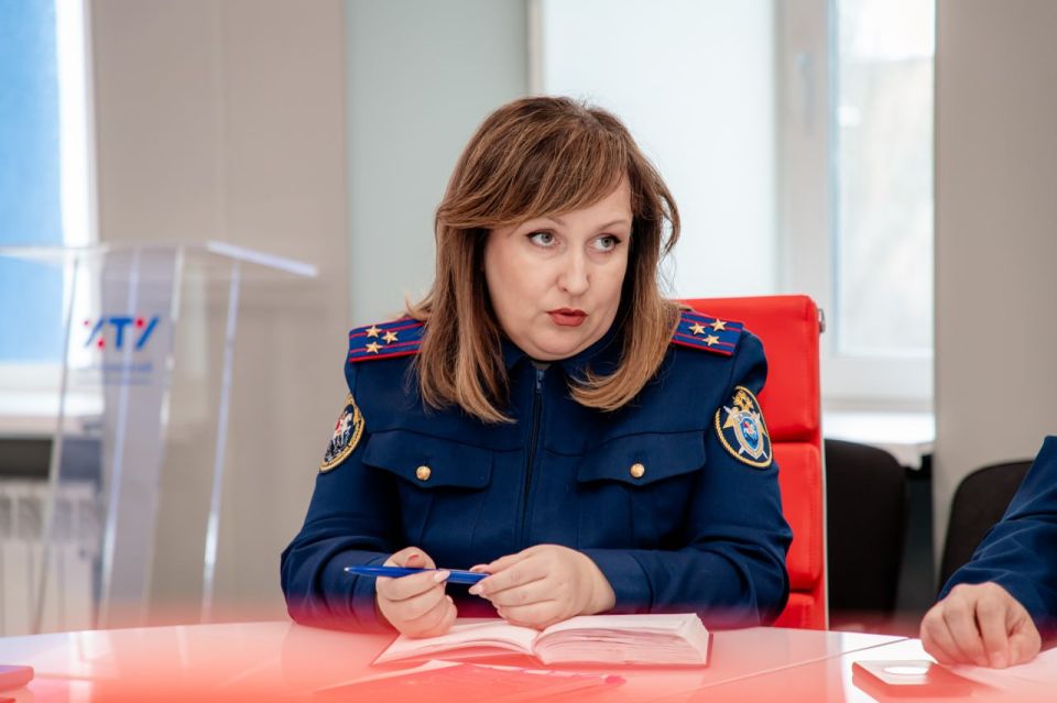 Говорить о сложном: диалог, который формирует профессионалов Говорить о сложном: диалог, который формирует профессионалов