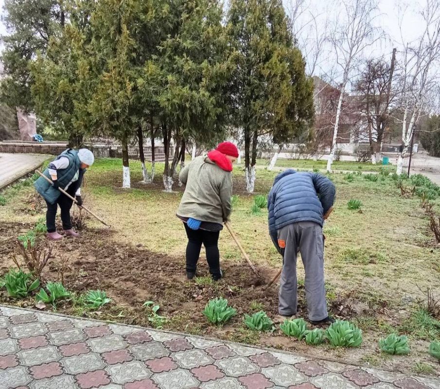 Весна — горячая пора для работников МБУ «Ремонтник»! Весна — горячая пора для работников МБУ «Ремонтник»!