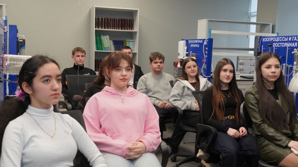 День открытых дверей в ХТУ: выбираем профессию мечты! День открытых дверей в ХТУ: выбираем профессию мечты!