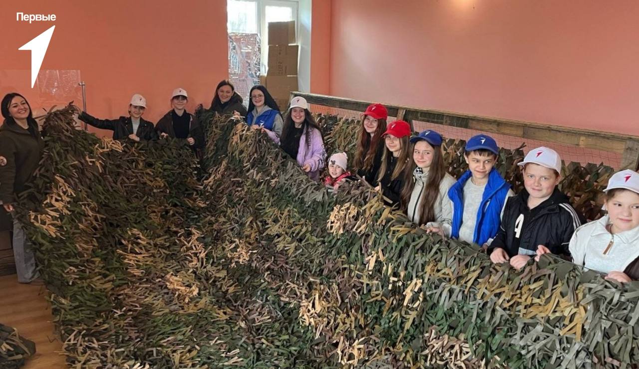 Первые Ровненской школы научились плести маскировочные сети Первые Ровненской школы научились плести маскировочные сети