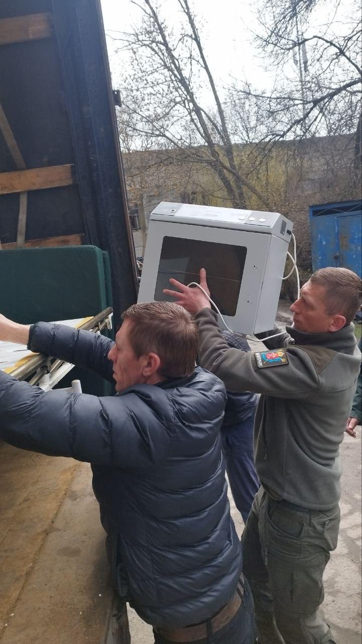 Из Санкт-Петербурга — с заботой: помощь для Херсонской области Из Санкт-Петербурга — с заботой: помощь для Херсонской области