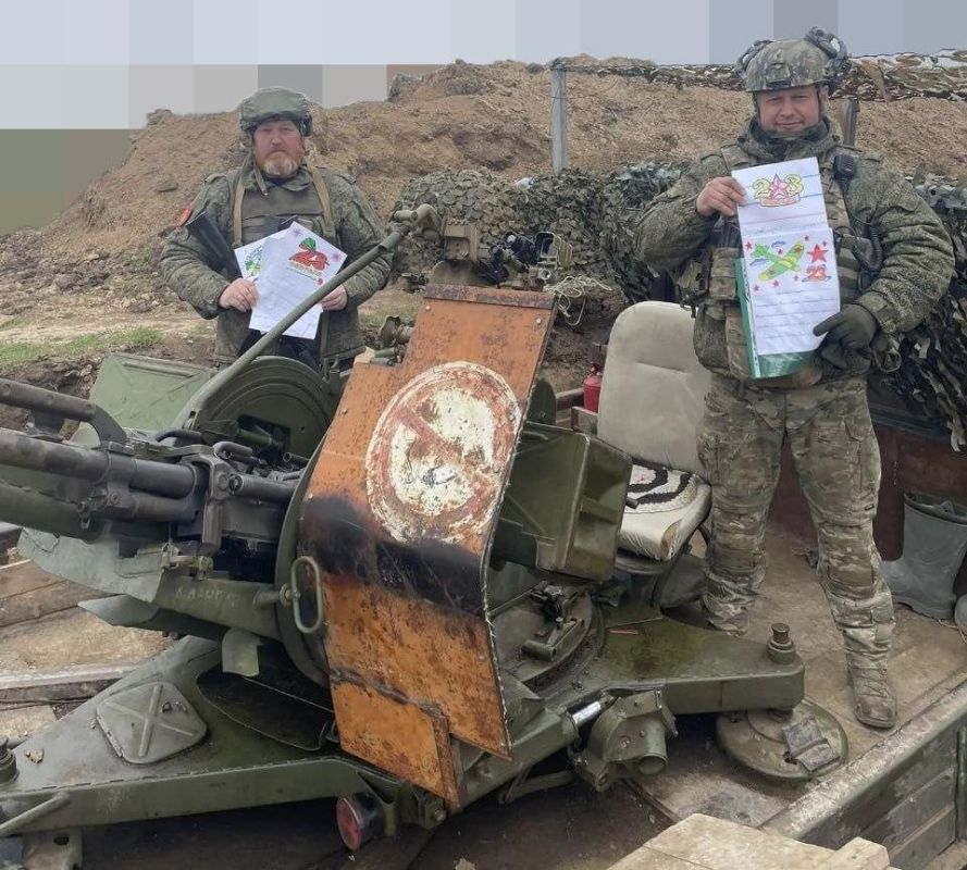 «Обратная связь»: бойцы СВО поблагодарили учеников школы искусств за поздравления «Обратная связь»: бойцы СВО поблагодарили учеников школы искусств за поздравления