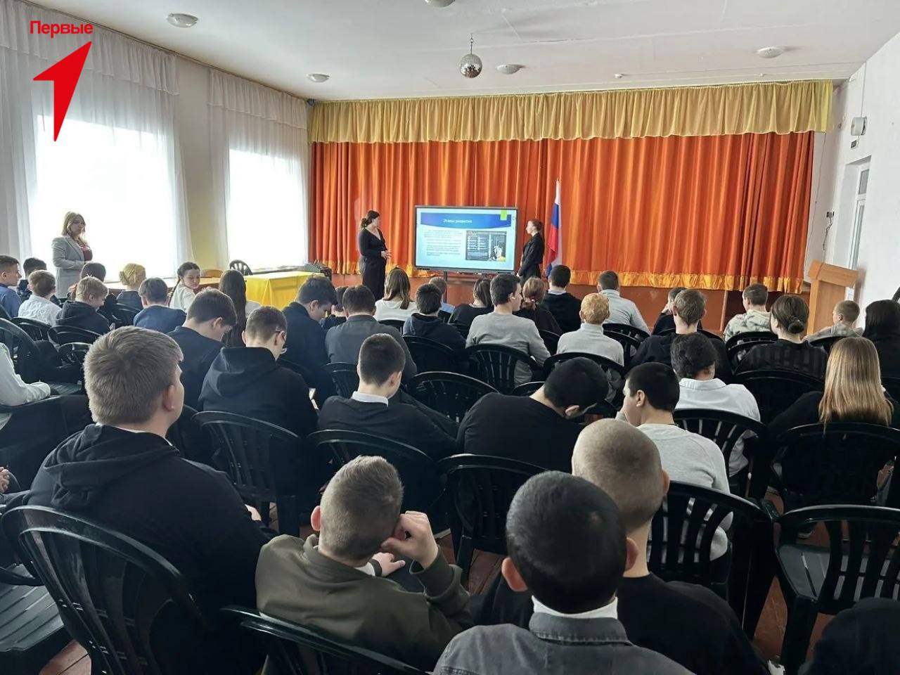 Первые Чаплинской школы № 2 приняли участие в акции «Сообщи, где торгуют смертью» Первые Чаплинской школы № 2 приняли участие в акции «Сообщи, где торгуют смертью»