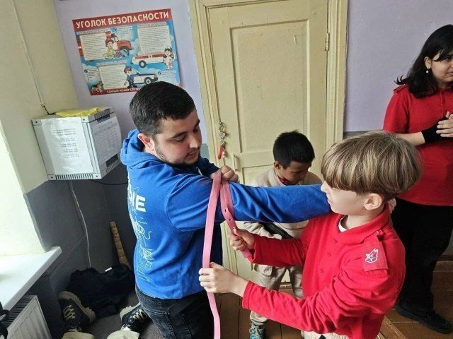 Юнармейцы Скадовской школы осваивают навыки тактической медицины Юнармейцы Скадовской школы осваивают навыки тактической медицины