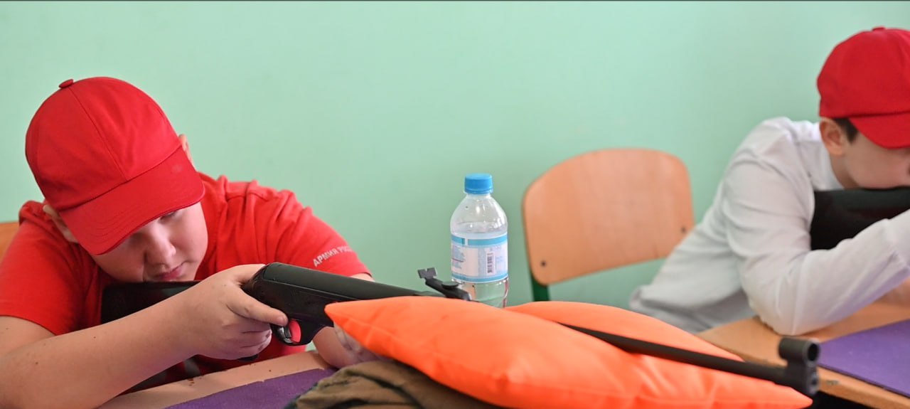 В Херсонском спортивном колледже прошли соревнования по пулевой стрельбе, посвящённые Дню Росгвардии В Херсонском спортивном колледже прошли соревнования по пулевой стрельбе, посвящённые Дню Росгвардии