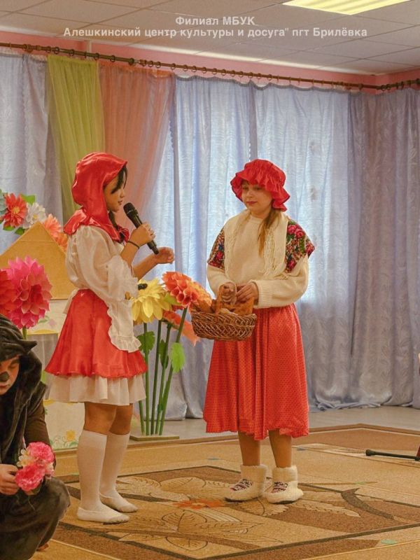 Театральная студия «Маска» выступила перед воспитанниками детского сада «Берегиня» Театральная студия «Маска» выступила перед воспитанниками детского сада «Берегиня»