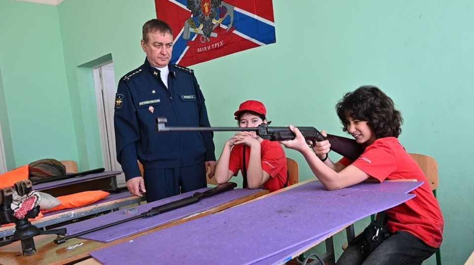 В Херсонском спортивном колледже прошли соревнования по пулевой стрельбе, посвящённые Дню Росгвардии В Херсонском спортивном колледже прошли соревнования по пулевой стрельбе, посвящённые Дню Росгвардии