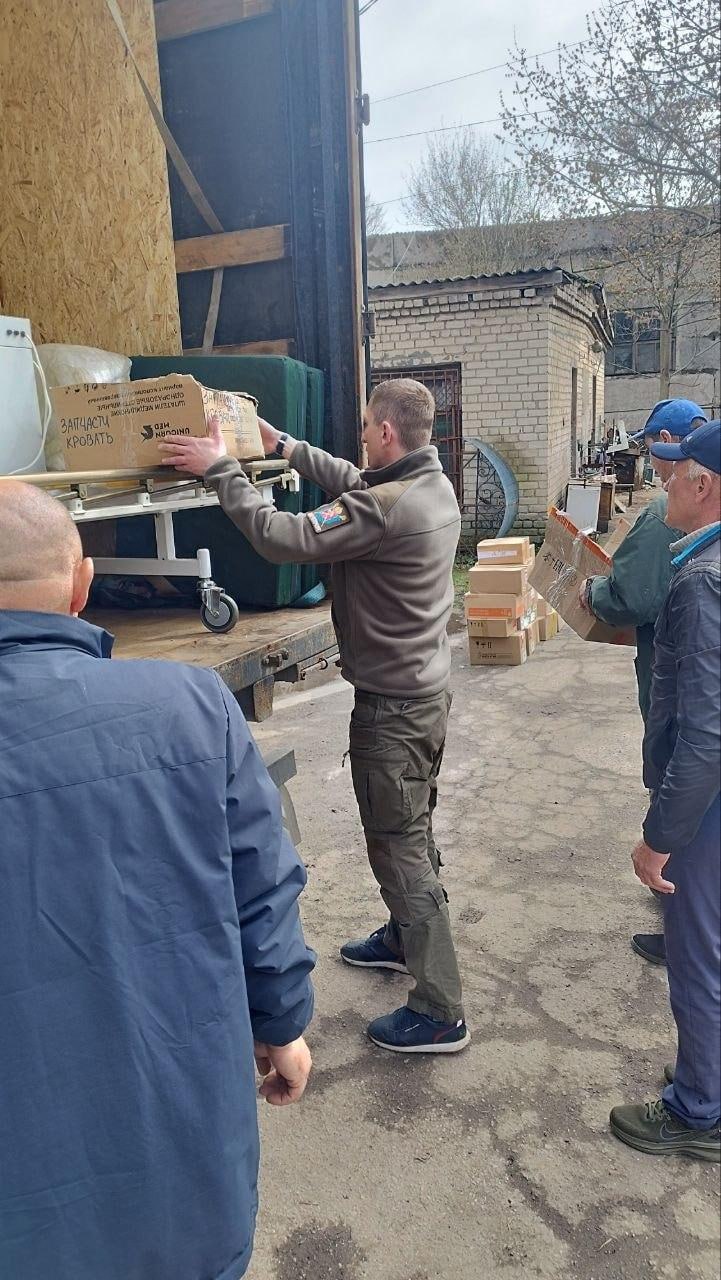 Из Санкт-Петербурга — с заботой: помощь для Херсонской области Из Санкт-Петербурга — с заботой: помощь для Херсонской области