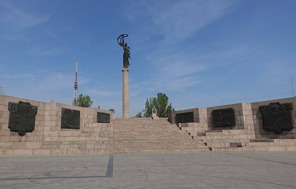 Почетного гражданина Херсона Вячеслава Громыхина наградили медалью ордена "За заслуги перед Херсонской областью" Почетного гражданина Херсона Вячеслава Громыхина наградили медалью ордена "За заслуги перед Херсонской областью"