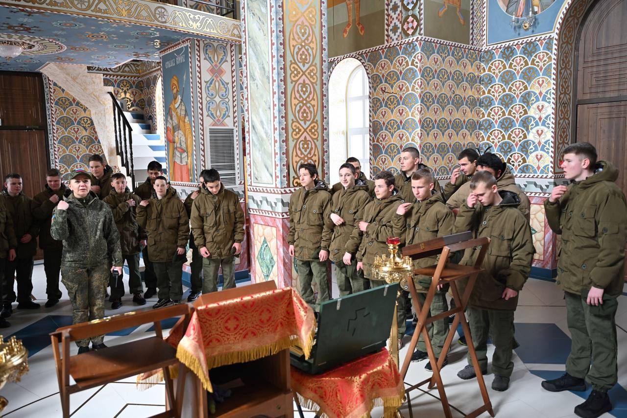 Подростки из Херсонской области прошли военно-патриотические сборы в Краснодарском крае Подростки из Херсонской области прошли военно-патриотические сборы в Краснодарском крае