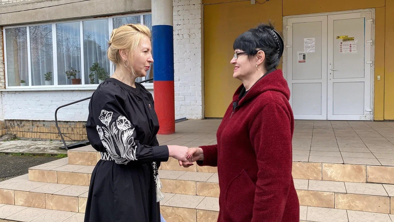 В Генический техникум сферы обслуживания Единая Россия передала продукты для обеспечения питанием социальных категорий студентов В Генический техникум сферы обслуживания Единая Россия передала продукты для обеспечения питанием социальных категорий студентов