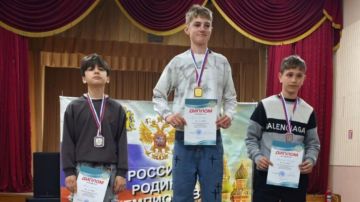 В Херсонской области прошло первенство по пауэрлифтингу