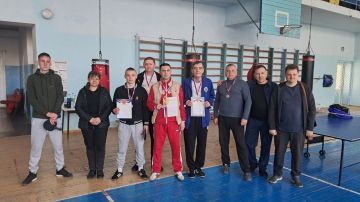 Скадовск объединил поколения за теннисным столом