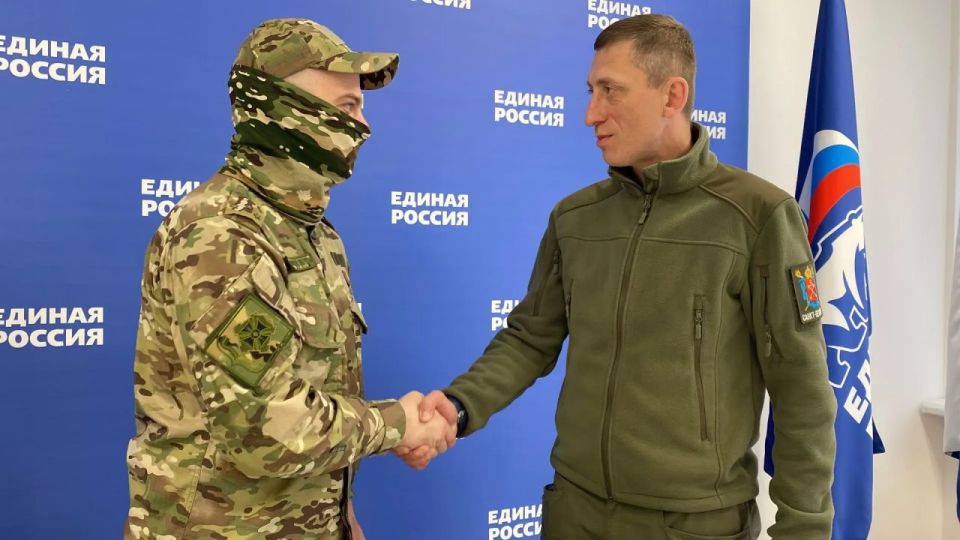 Владимир Сальдо: Поддержка из Санкт-Петербурга — для фронта и наших медиков Владимир Сальдо: Поддержка из Санкт-Петербурга — для фронта и наших медиков