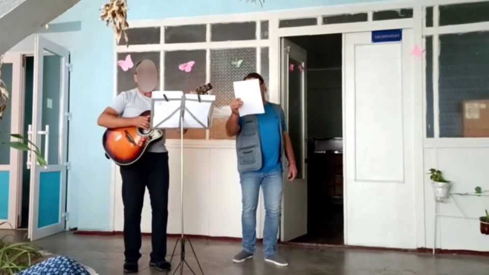 День смеха – праздник хорошего настроения и искренних улыбок! День смеха – праздник хорошего настроения и искренних улыбок!