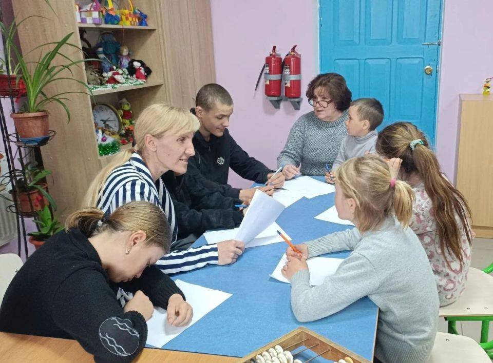 В Богдановском сельском клубе прошла интерактивная программа "Математика — это круто!" В Богдановском сельском клубе прошла интерактивная программа "Математика — это круто!"