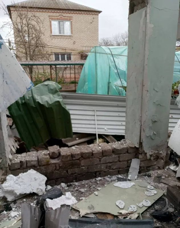 Владимир Сальдо: В прошедшие сутки киевский режим вновь атаковал гражданскую инфраструктуру Херсонской области Владимир Сальдо: В прошедшие сутки киевский режим вновь атаковал гражданскую инфраструктуру Херсонской области