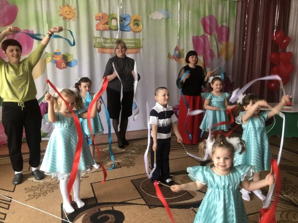 В Ульяновском детском саду «Ромашка» торжественно открыли Год дошкольного образования! В Ульяновском детском саду «Ромашка» торжественно открыли Год дошкольного образования!