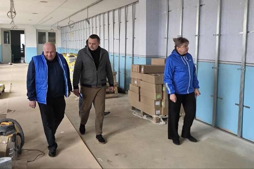 В Рубановской школе проверен ход ремонтных работ В Рубановской школе проверен ход ремонтных работ