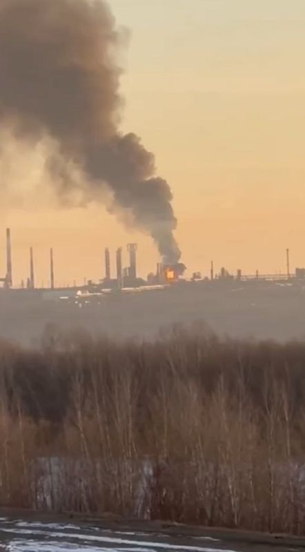 Олег Царёв: Силы ПВО ночью уничтожили 147 украинских БПЛА над 11 субъектами РФ: Олег Царёв: Силы ПВО ночью уничтожили 147 украинских БПЛА над 11 субъектами РФ: