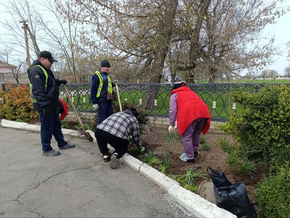 В селе Азовское царит весеннее настроение В селе Азовское царит весеннее настроение