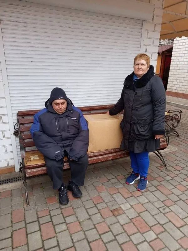 В прифронтовых районах Херсонской области людям стали развозить воду, благодаря содействию сенатора от региона Игоря Кастюкевича В прифронтовых районах Херсонской области людям стали развозить воду, благодаря содействию сенатора от региона Игоря Кастюкевича