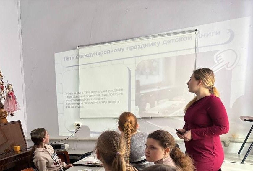 «Моя любимая книга»: праздник творчества и детской литературы в Великолепетихском округе «Моя любимая книга»: праздник творчества и детской литературы в Великолепетихском округе