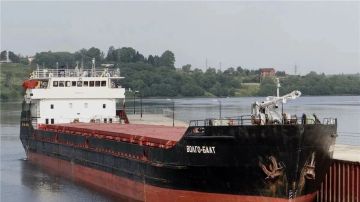 Сальдо назвал причину крушения сухогруза в Азовском море