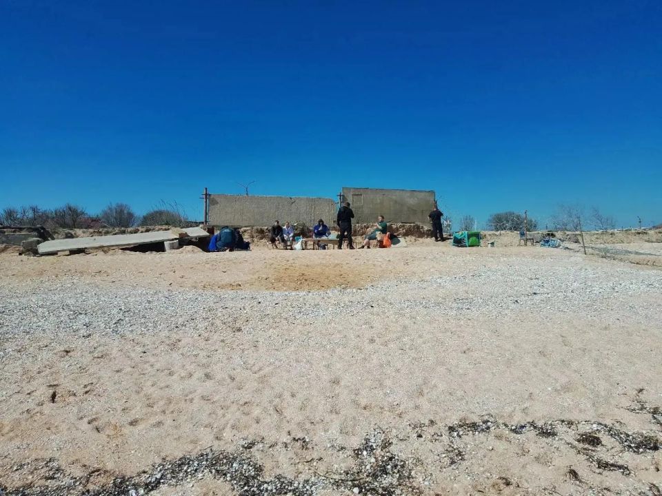 В акватории Азовского моря потерпело крушение судно типа "Волго-Балт" с грузом пшеницы, сообщил Владимир Сальдо В акватории Азовского моря потерпело крушение судно типа "Волго-Балт" с грузом пшеницы, сообщил Владимир Сальдо