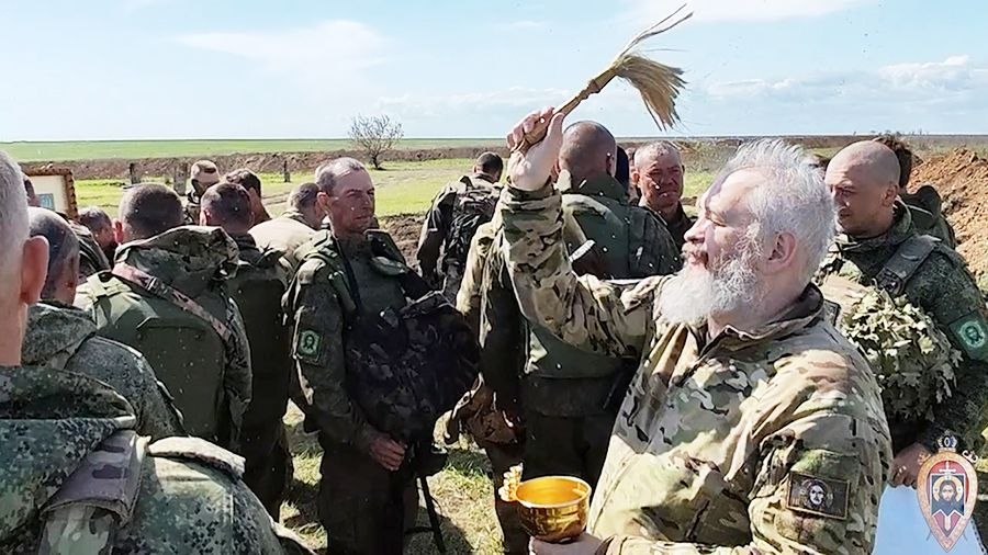 Константин Басюк: Священники на передовой — часть общего подвига