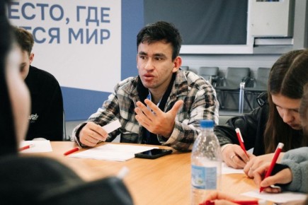 О прошедшем форуме «Готовы к Победам» от Всероссийской общественной организации «Волонтеры Победы» поделился заместитель директора Молодежного центра «Таврический» Иван Губенко: