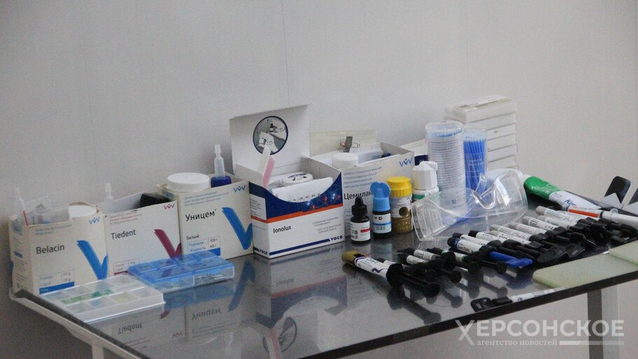 Россияне смогут получить отечественные вакцины против рака по ОМС