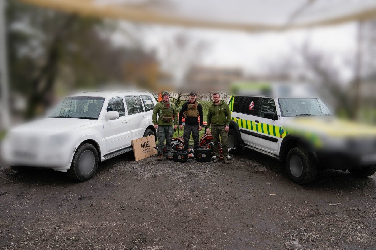 А на том берегу.... В Херсон продолжают поступать реанемобили. На этот раз из Финляндии А на том берегу.... В Херсон продолжают поступать реанемобили. На этот раз из Финляндии