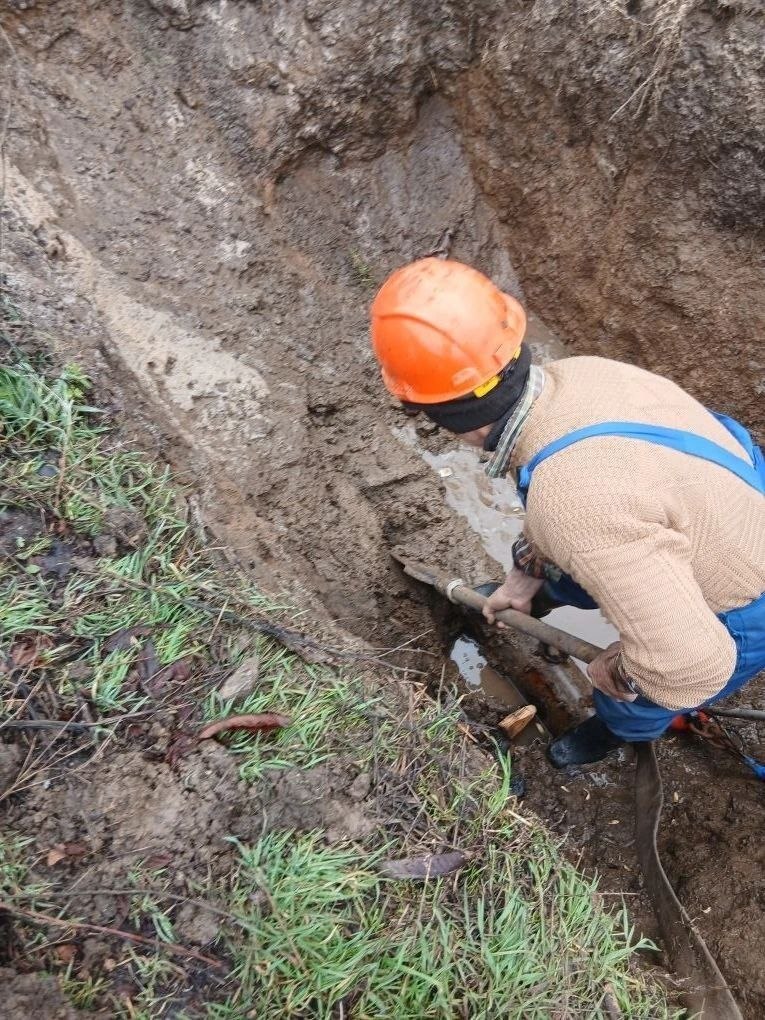 Специалистами Каховского ТПУ проведены работы по устранению аварий и обеспечению стабильного водоснабжения в населённых пунктах округа Специалистами Каховского ТПУ проведены работы по устранению аварий и обеспечению стабильного водоснабжения в населённых пунктах округа