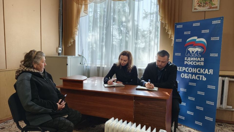 Ольга Осипенко: Провела прием граждан «Единой России» в селе Дивное Новотроицкого округа Ольга Осипенко: Провела прием граждан «Единой России» в селе Дивное Новотроицкого округа