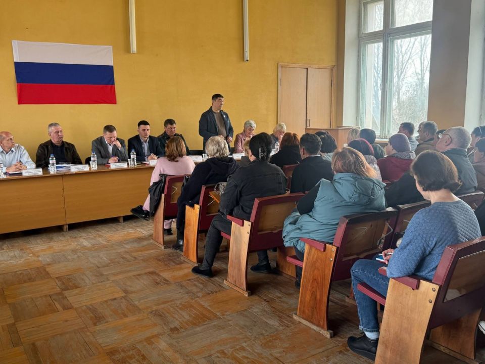 Энвер Абдураимов: Принял участие в расширенном совещании с предпринимателями Каланчакского округа Энвер Абдураимов: Принял участие в расширенном совещании с предпринимателями Каланчакского округа