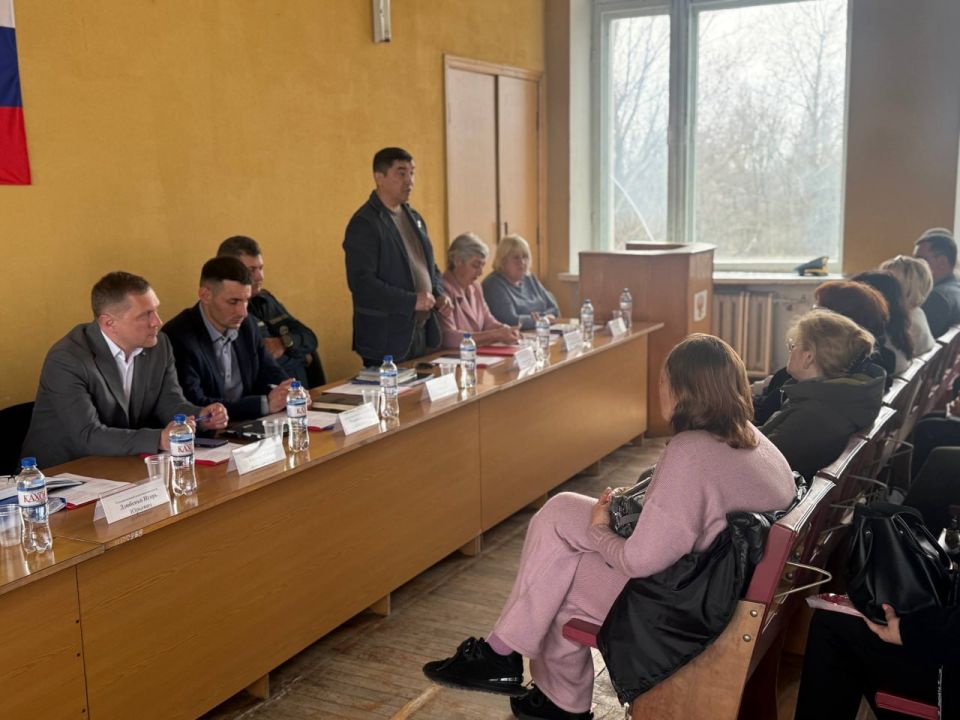 Энвер Абдураимов: Принял участие в расширенном совещании с предпринимателями Каланчакского округа Энвер Абдураимов: Принял участие в расширенном совещании с предпринимателями Каланчакского округа