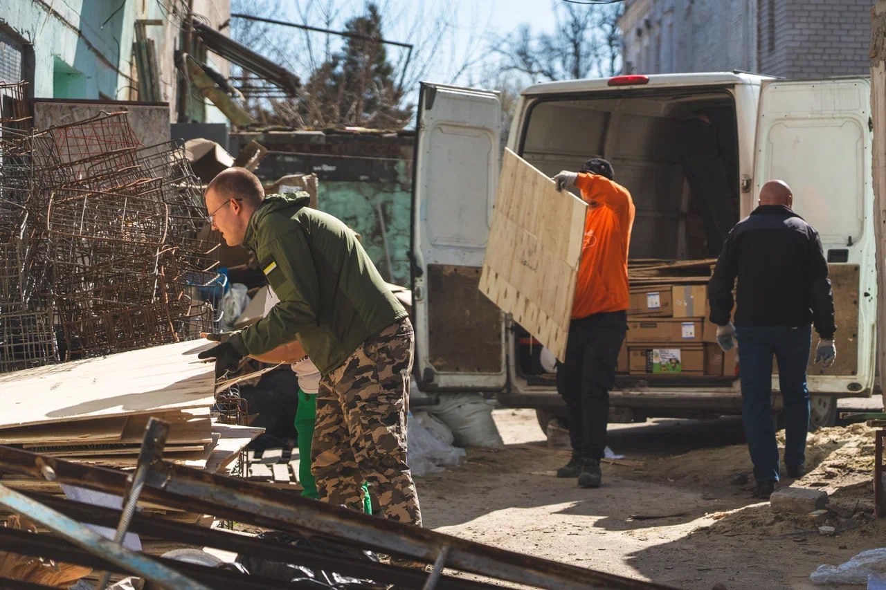 Херсонская область получила гуманитарную помощь от организации "Добровольческий народный тыл — сила добра" Херсонская область получила гуманитарную помощь от организации "Добровольческий народный тыл — сила добра"