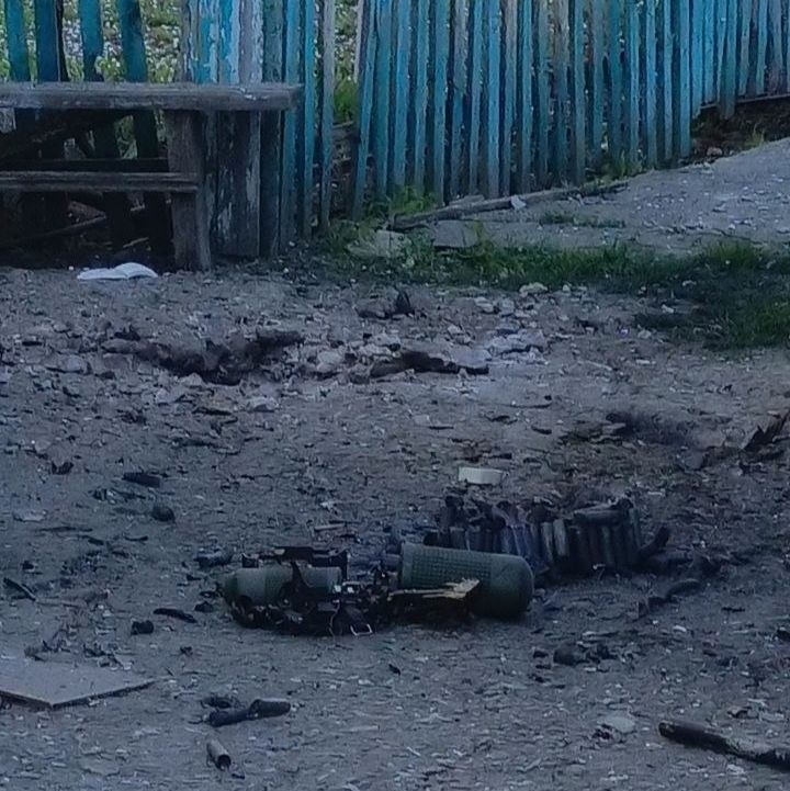 Владимир Сальдо: В прошедшие сутки варварские удары киевского режима убили одну мирную жительницу, один человек получил ранения Владимир Сальдо: В прошедшие сутки варварские удары киевского режима убили одну мирную жительницу, один человек получил ранения