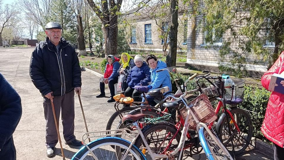 Рамиль Замалетдинов: Сегодня мой помощник, Сергей Беспятов, провёл рабочую поездку в Ивановский муниципальный округ, посетив село Новодмитровка Вторая Рамиль Замалетдинов: Сегодня мой помощник, Сергей Беспятов, провёл рабочую поездку в Ивановский муниципальный округ, посетив село Новодмитровка Вторая