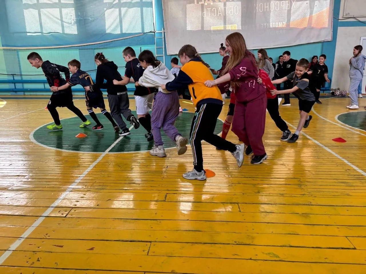 «Будь здоров на сто лет!» — спортивно-игровая программа в Великолепетихском округе «Будь здоров на сто лет!» — спортивно-игровая программа в Великолепетихском округе