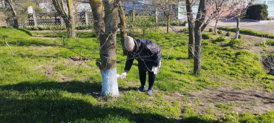 преддверии Светлой Пасхи в пгт Любимовка прошёл субботник преддверии Светлой Пасхи в пгт Любимовка прошёл субботник