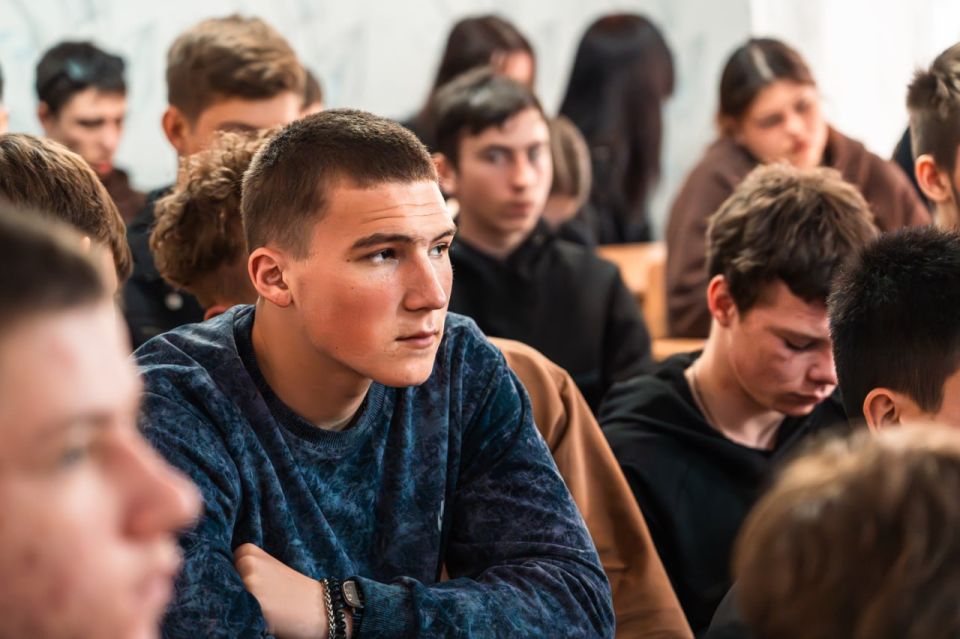 Проводники смыслов строят новый маршрут для молодёжи Проводники смыслов строят новый маршрут для молодёжи