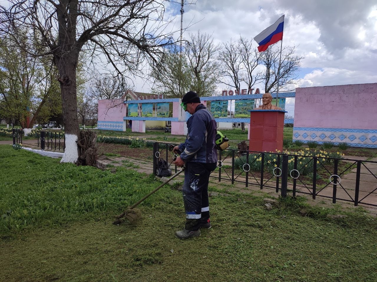 Евгения Кузьменко: На территории Новотроицкого муниципального округа в самом разгаре весенние преобразования Евгения Кузьменко: На территории Новотроицкого муниципального округа в самом разгаре весенние преобразования