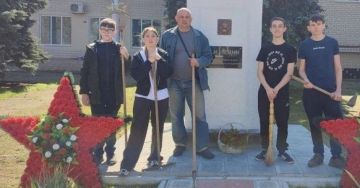 Сохраняя память: субботник у памятника В.И.Ленину в Преображенке