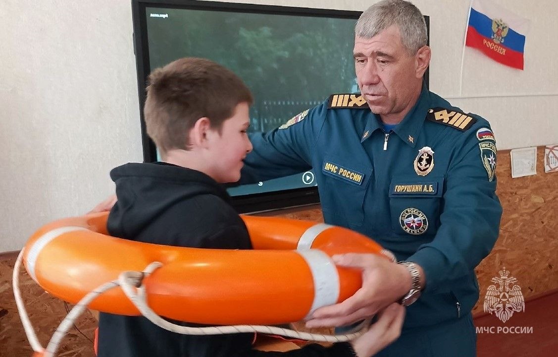 Инспекторы Центра ГИМС о правилах безопасности на воде Инспекторы Центра ГИМС о правилах безопасности на воде