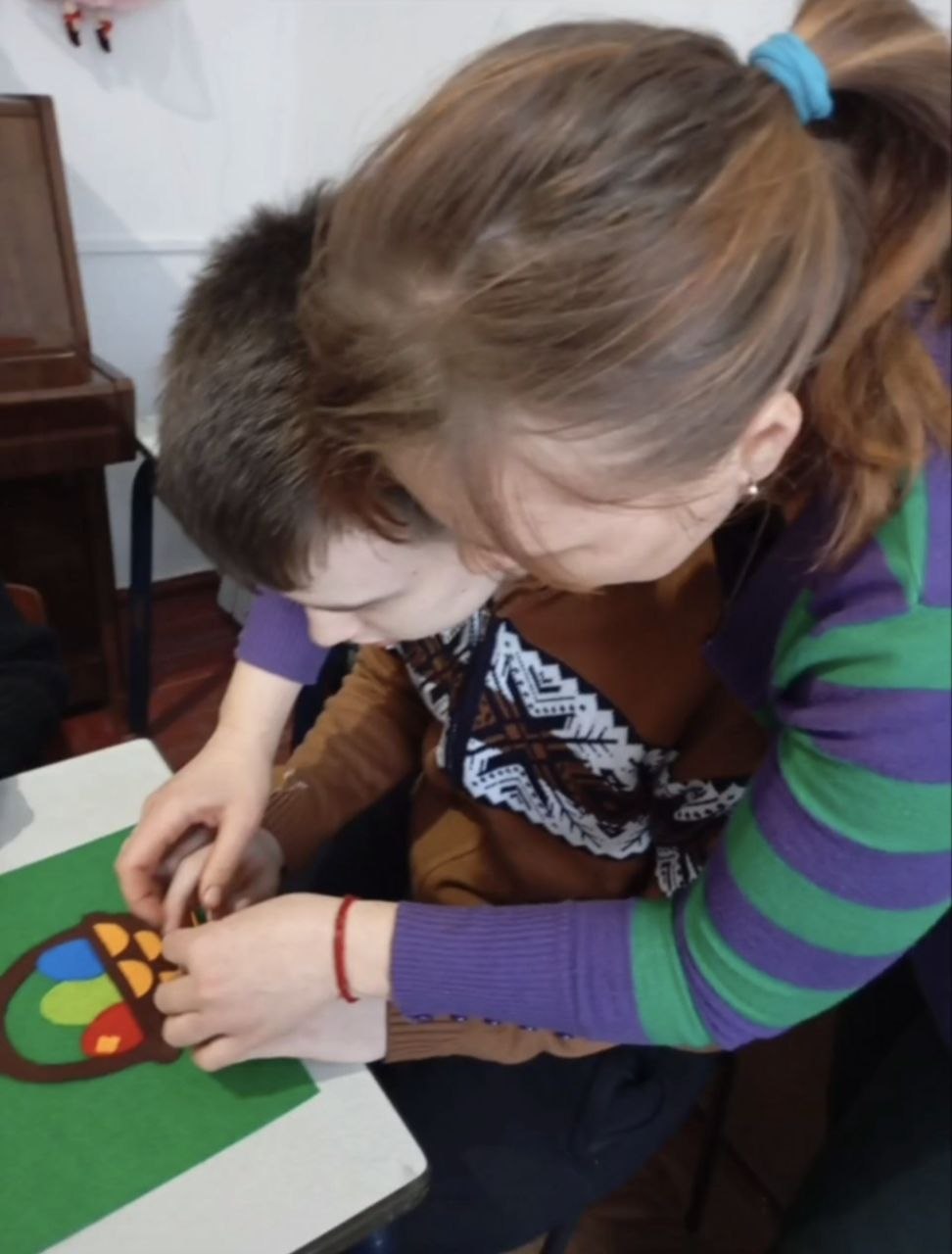 «Пасхальный дар»: воспитанники культурно-досугового центра создали уникальные мягкие книжки к Светлому Воскресению «Пасхальный дар»: воспитанники культурно-досугового центра создали уникальные мягкие книжки к Светлому Воскресению